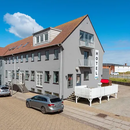 Hvide Sande Hotel ホテル ヴィデ・サンデ