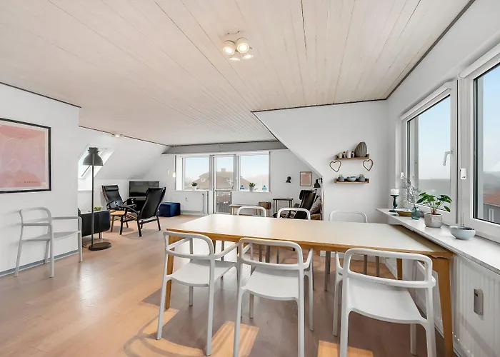 Hvide Sande Hotel 3*